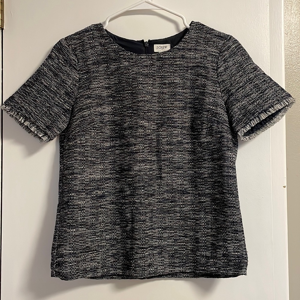 Woven material tee